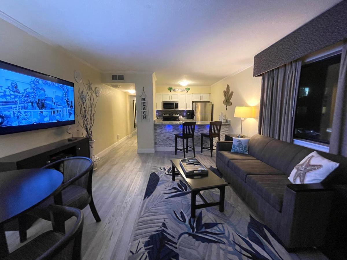 Amazing Waterfront Views Resort, Enjoy Heated Pool & Sunset! Tampa Kültér fotó